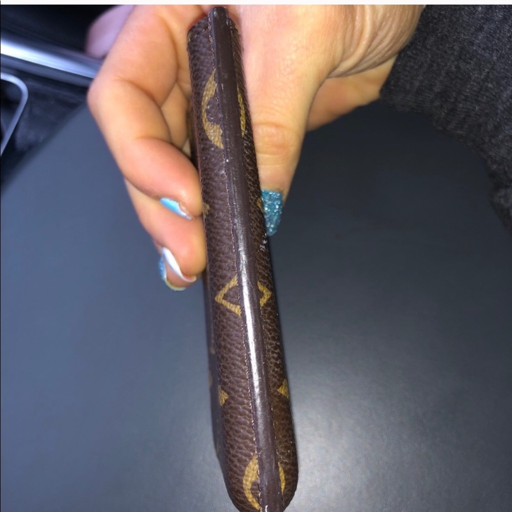 Louis Vuitton Multi Purpose Pouch - Picture 5 of 8